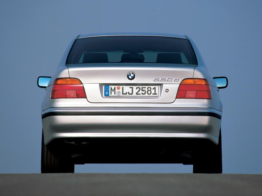  BMW 530d Sedan 1998 года  (фото 2 из 5)